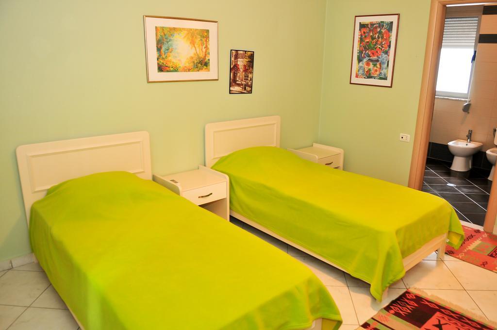 Guest House Mary Tirana Chambre photo